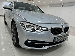 BMW 318I Sedan LED NAV 2015 Silver